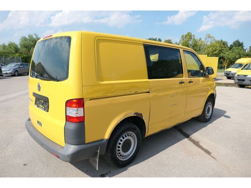 Gebraucht VW T5 84 PS (61 kW) 2011 Ginstergelb r1032 Van