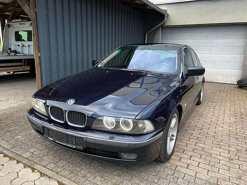 Blau Gebraucht 2000 BMW 530 Limousine | 4.990 € (Guter Preis) - Bild 1/4