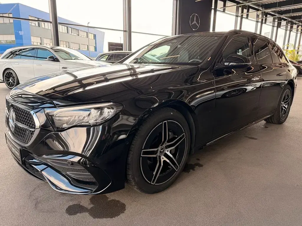 Gebraucht Mercedes E220 Advanced 198 PS (145 kW) 2025 Schwarz Limousine
