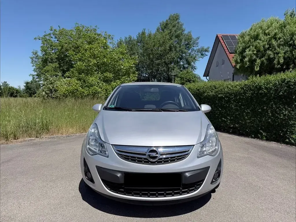 Gebraucht Opel Corsa Edition 75 PS (55 kW) 2011 Silber Kleinwagen