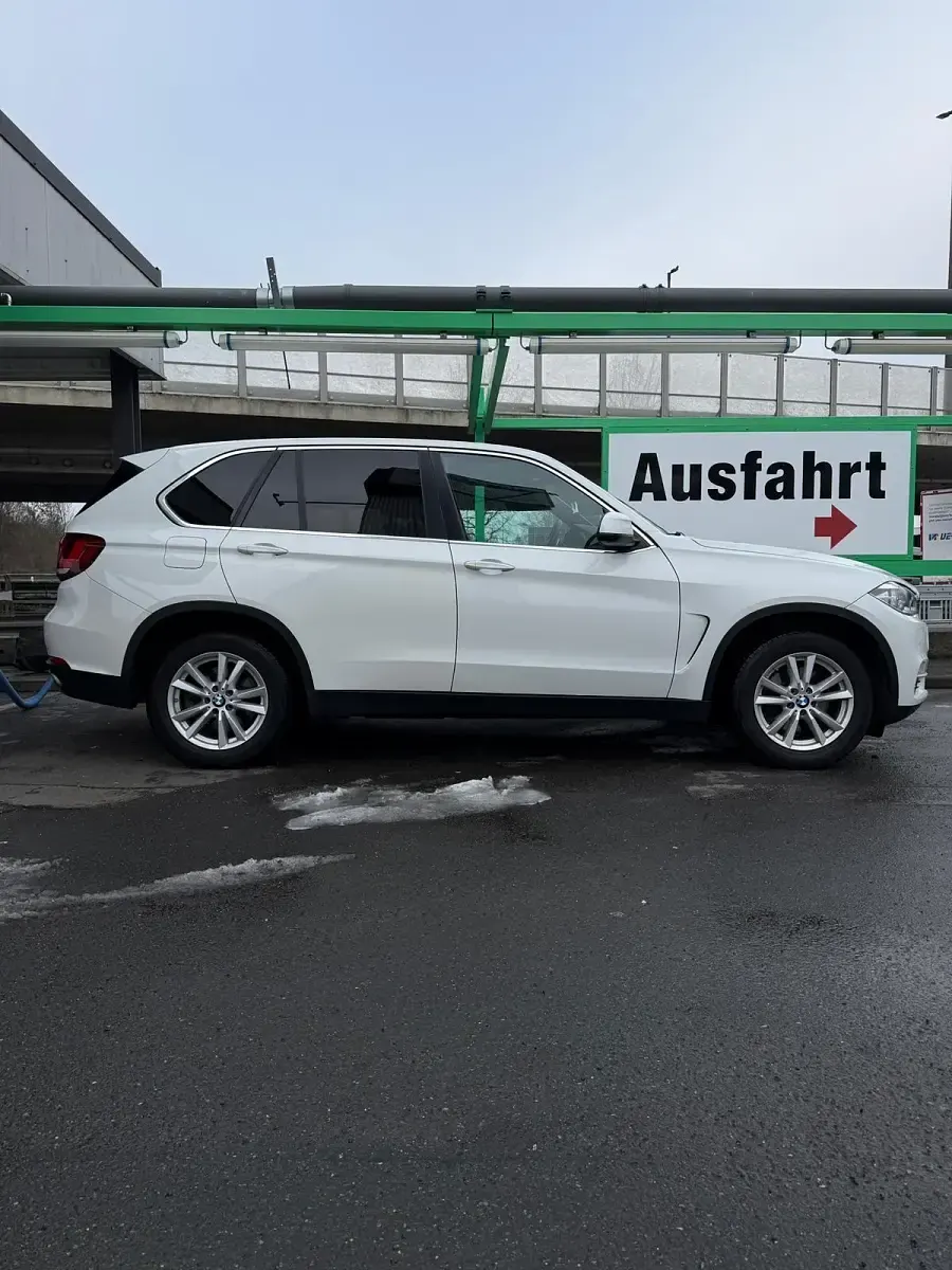 Gebraucht BMW X5 313 PS (230 kW) 2015 Weiß SUV