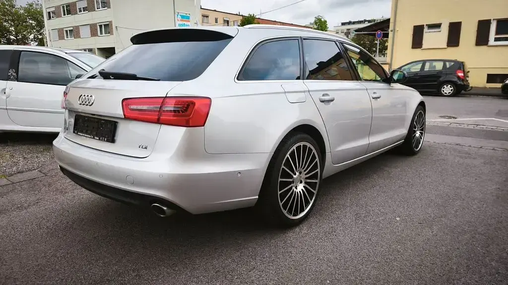 Używany Audi A6 Comfort 204 KM (150 kW) 2012 Srebrny Kombi
