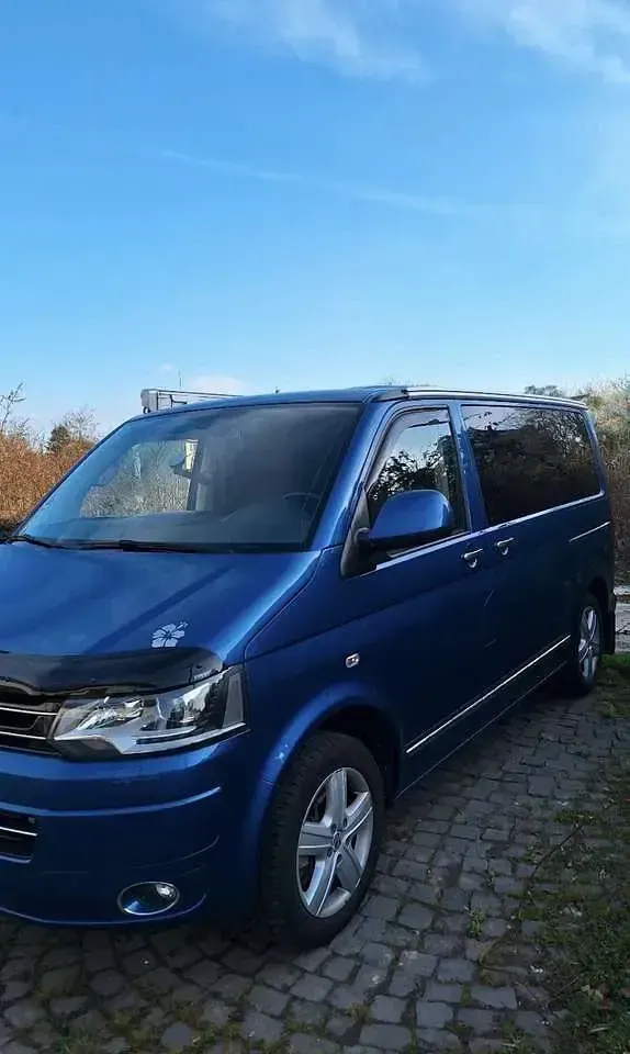 Gebraucht VW Multivan Highline 179 PS (131 kW) 2014 Blau Van / Kleinbus