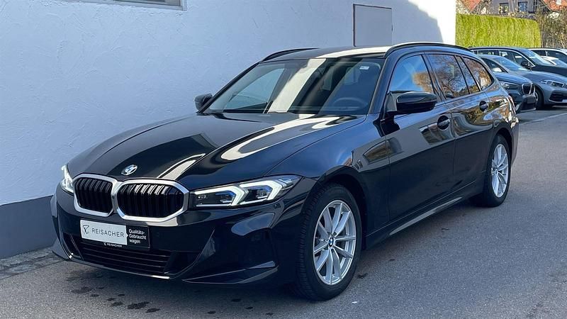 Saphirschwarz metallic Gebraucht 2025 BMW 318 Efficient Dynamics Kombi | 29.999 € (Guter Preis) - Bild 1/4