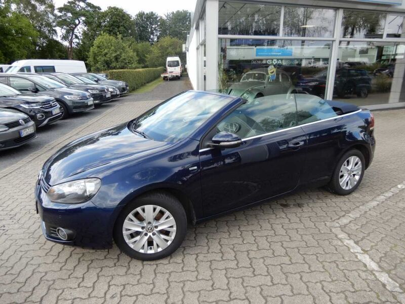 Blau Gebraucht 2013 VW Golf Cabriolet Life Cabrio | 10.890 € (Etwas zu teuer) - Bild 1/4
