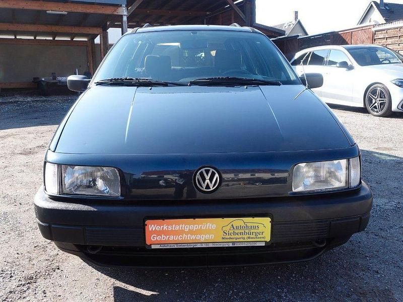Gebraucht VW Passat 90 PS (66 kW) 1990 Blau Kombi