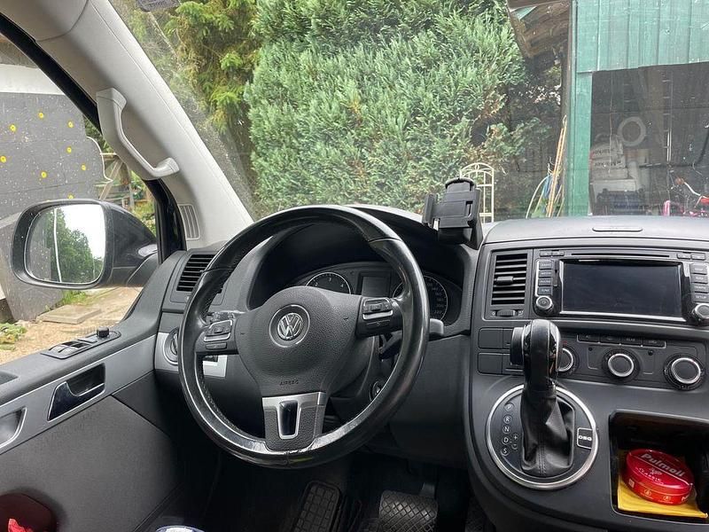 Second-hand VW T5 179 CP (131 kW) 2011 Negru Van