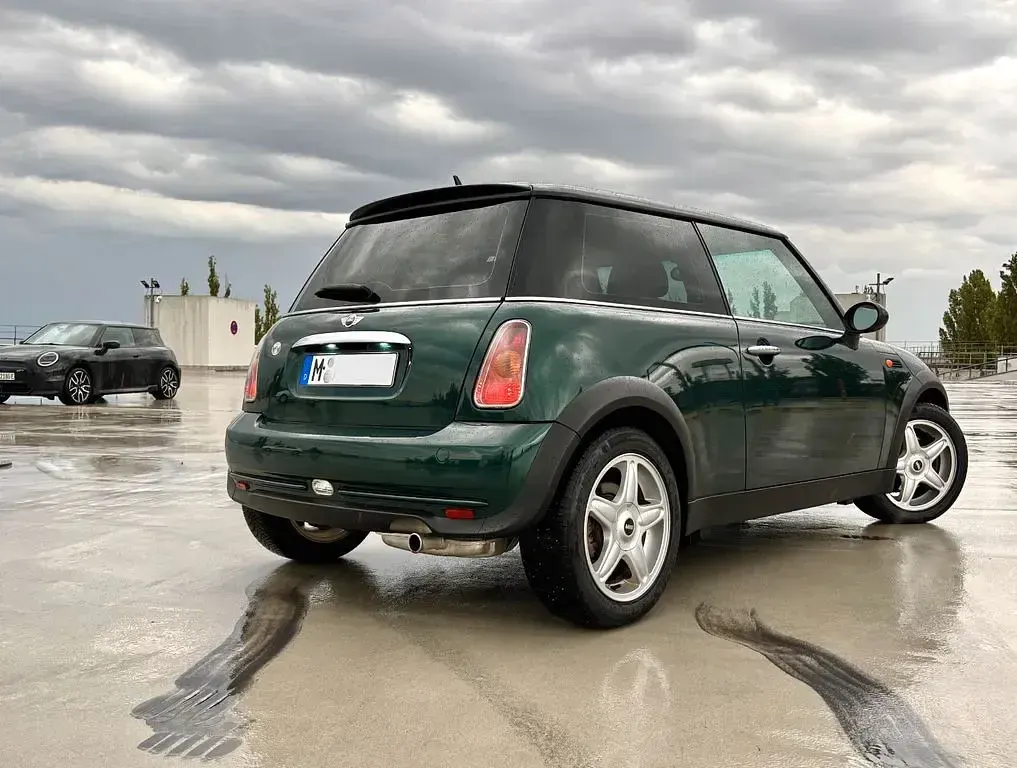 Occasion Mini ONE 90 PK (66 kW) 2002 Groen Hatchback