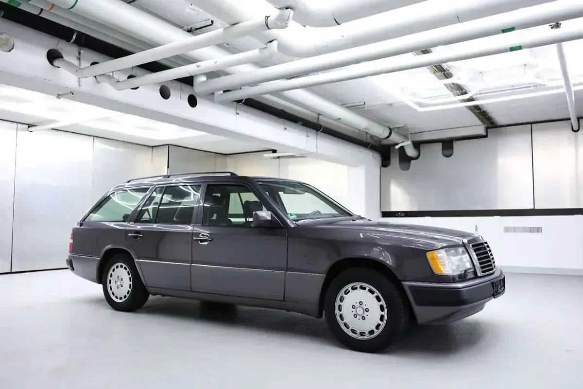 Gebraucht Mercedes 300 179 PS (131 kW) 1992 Bornit Kombi