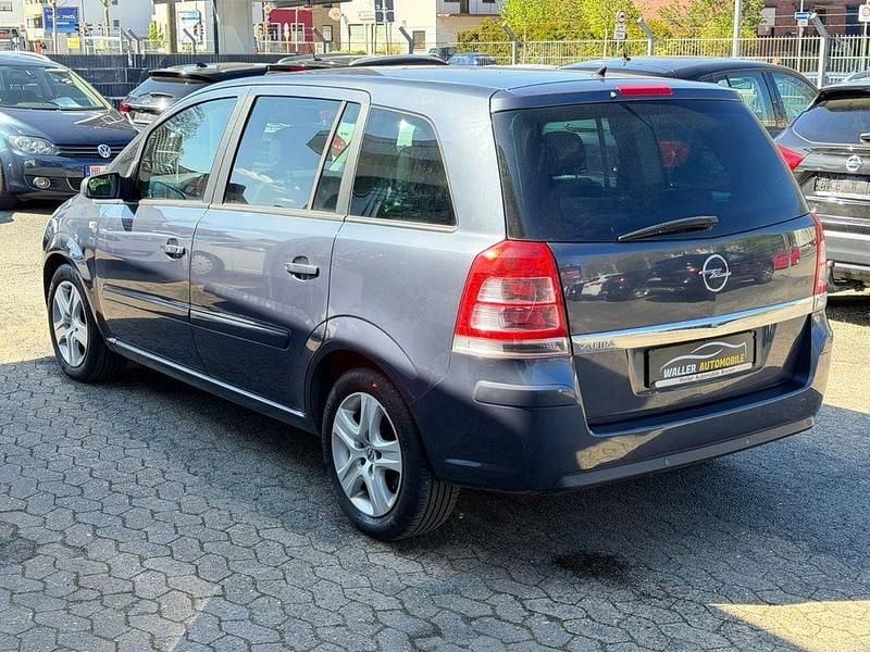 Second-hand Opel Zafira Edition 140 CP (102 kW) 2009 Albastru Monovolum