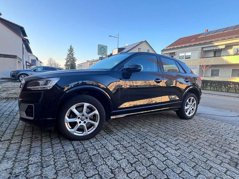 Gebraucht Audi Q2 Sport 116 PS (85 kW) 2018 Schwarz SUV