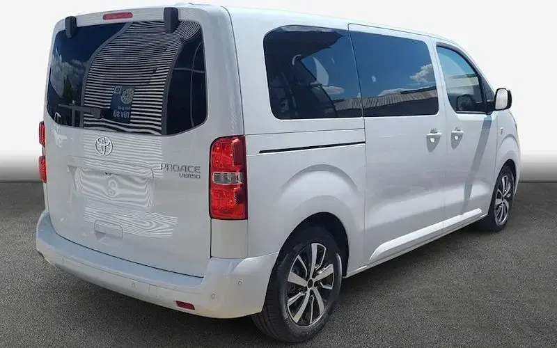 Neu Toyota Proace Verso 180 PS (132 kW) 2026 Weiß Kombi