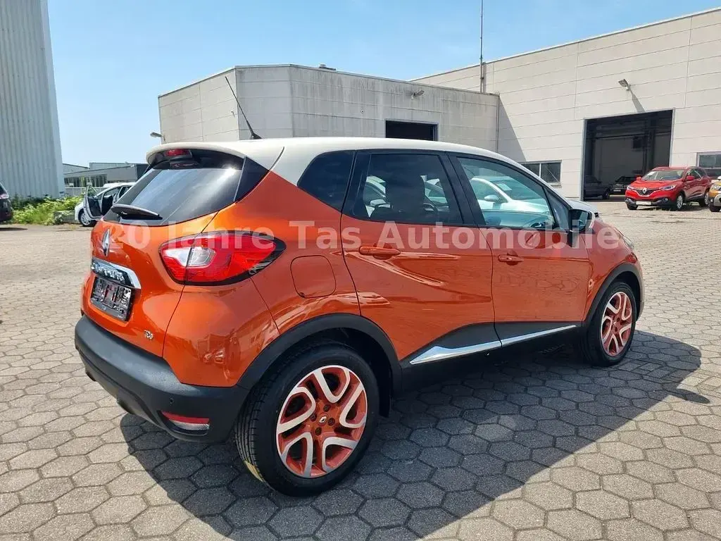 Gebraucht Renault Captur Luxe 120 PS (88 kW) 2015 Orange SUV