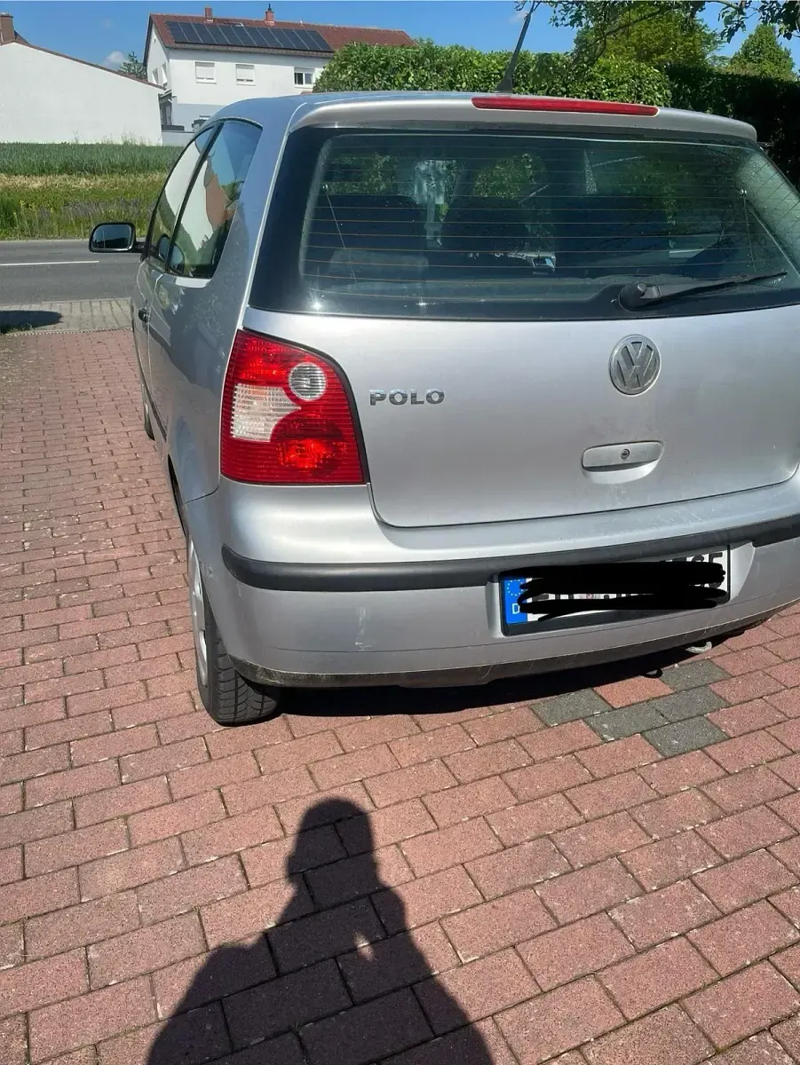 Gebraucht VW Polo 64 PS (47 kW) 2002 Silber Kleinwagen