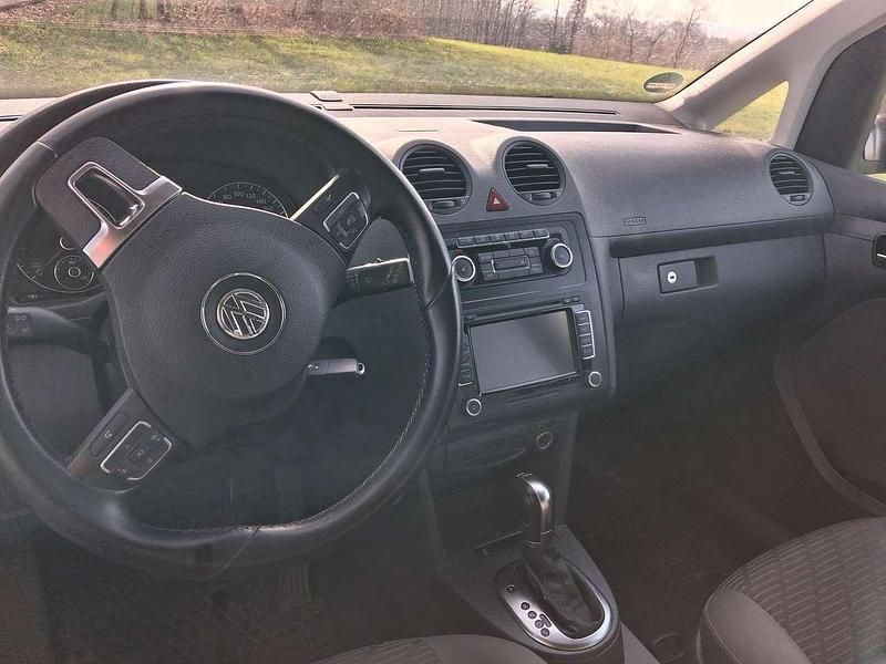 Gebraucht VW Caddy Edition 105 PS (77 kW) 2010 Van / Kleinbus