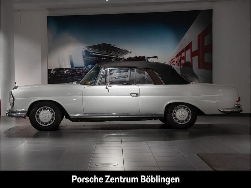 Gebraucht Mercedes W111 SE 120 PS (88 kW) 1965 Weiß Cabrio