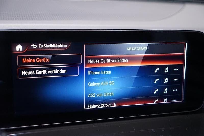 Schwarz Gebraucht 2023 Mercedes EQC400 Electric Art SUV | 37.998 € (Fairer Preis) - Bild 1/4