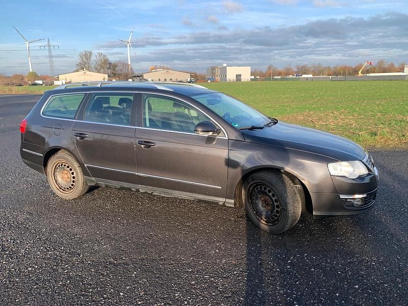 Gebraucht VW Passat 150 PS (110 kW) 2010 Andere farben Kombi