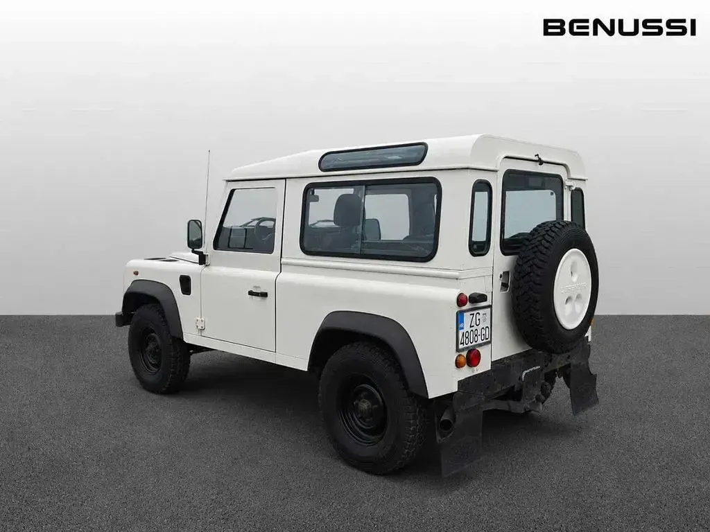 Gebraucht Land Rover Defender 122 PS (89 kW) 2007 Weiß SUV