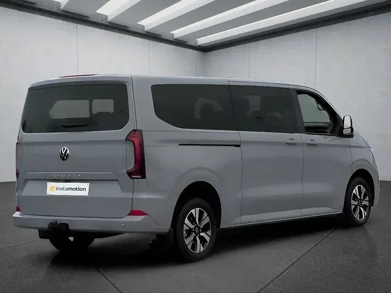 Neu VW Caravelle 170 PS (125 kW) 2025 Grau Van