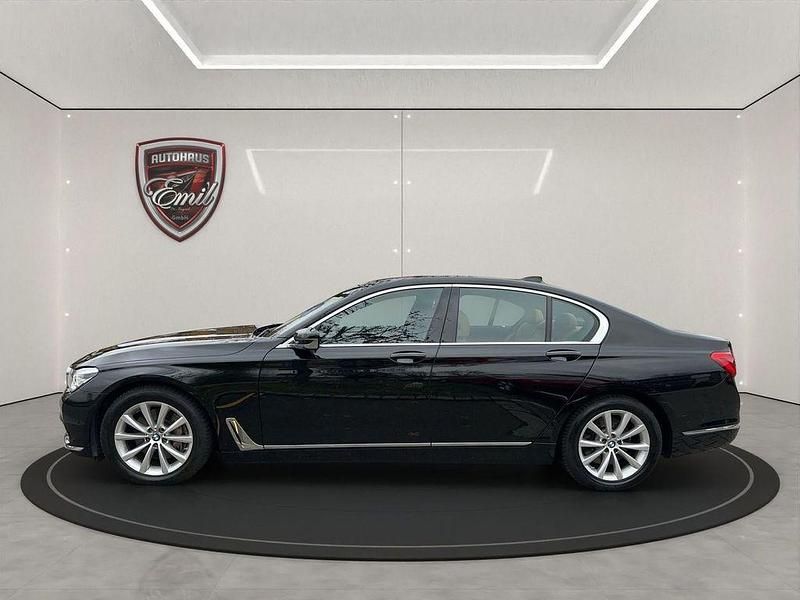 Gebraucht BMW 730 Performance 265 PS (194 kW) 2018 Schwarz 2 Limousine