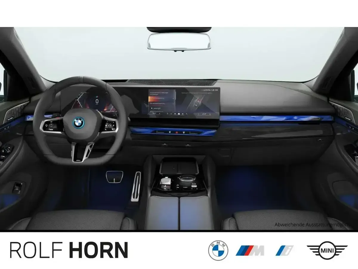 Neu BMW 550e Comfort Edition 489 PS (359 kW) 2025 Schwarz Kombi