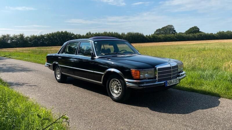 Schwarz Gebraucht 1974 Mercedes 450 Limousine | 19.800 € - Bild 1/4