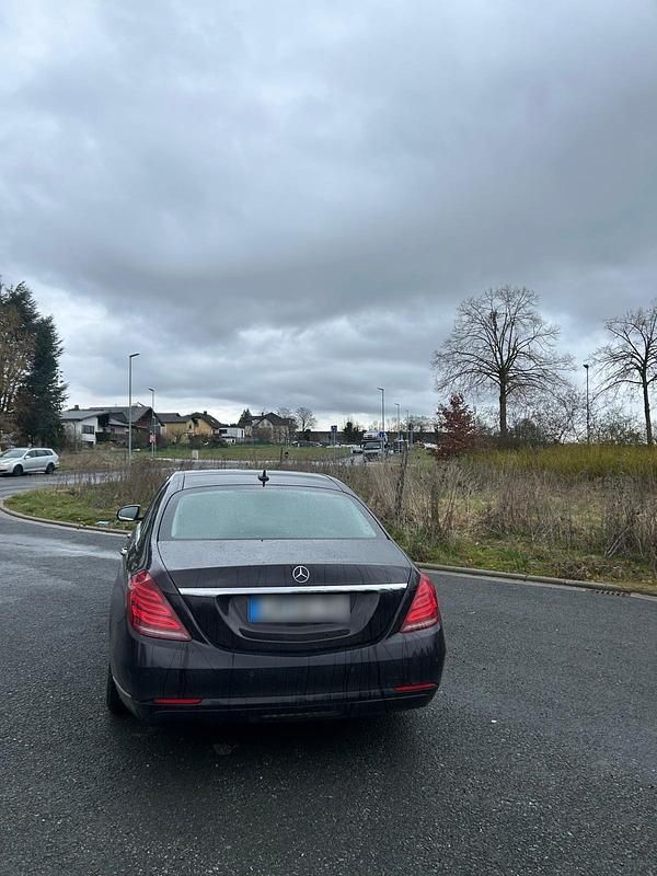 Gebraucht Mercedes S350 258 PS (189 kW) 2013 Schwarz Limousine