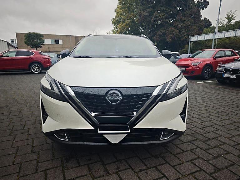 Schwarz Gebraucht 2023 Nissan Qashqai Black Edition SUV | 27.000 € (Guter Preis) - Bild 1/4