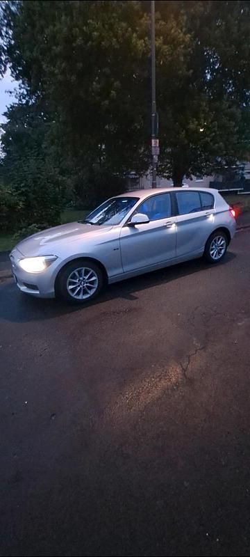 Gebraucht BMW 116 116 PS (85 kW) 2011 Grau Kleinwagen