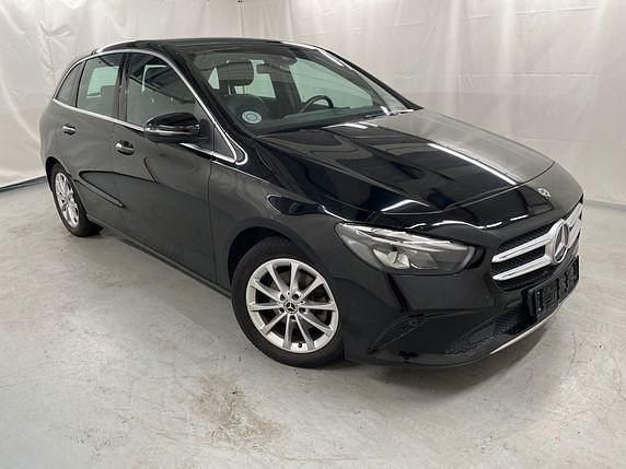 Schwarz Gebraucht 2019 Mercedes B200 Van / Kleinbus | 19.940 € (Fairer Preis) - Bild 1/4