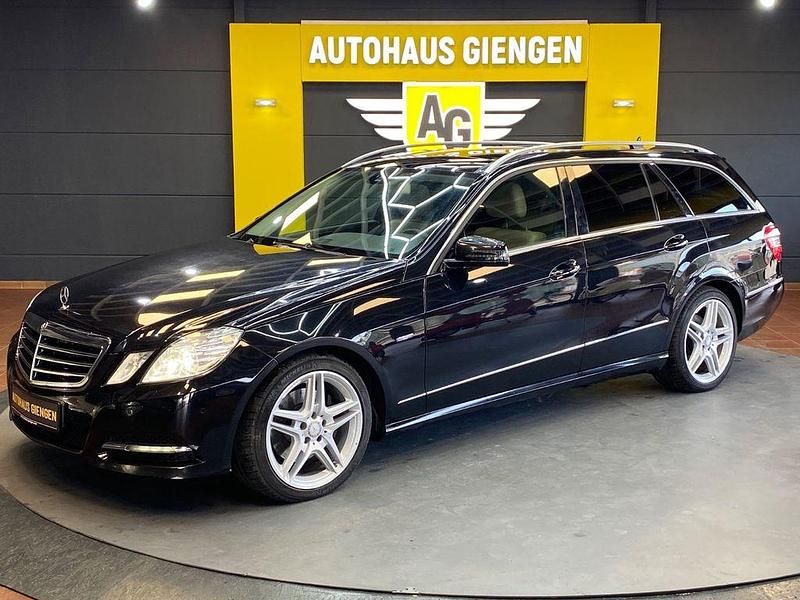 Gebraucht Mercedes E350 AMG 265 PS (194 kW) 2011 Schwarz Kombi
