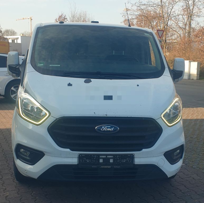 Weiß Gebraucht 2019 Ford Transit Custom Trend Limousine | 13.330 € (Superpreis) - Bild 1/4