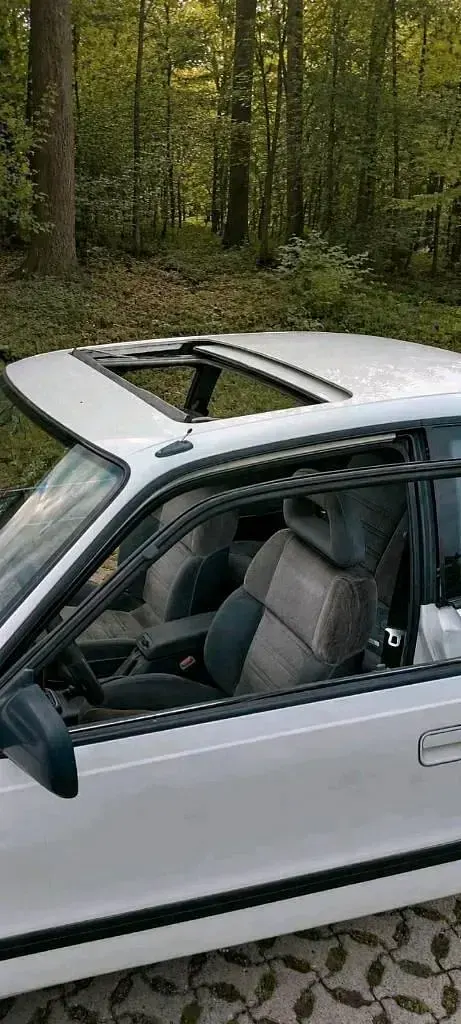 Gebraucht Mazda 626 115 PS (84 kW) 1988 Weiß Coupé