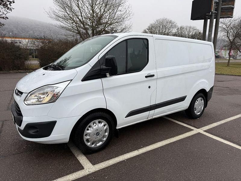 Gebraucht Ford Transit Custom Trend 131 PS (96 kW) 2018 Weiß Van / Kleinbus