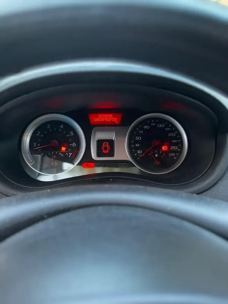 Gebraucht Renault Clio 75 PS (55 kW) 2006 Schwarz Kleinwagen