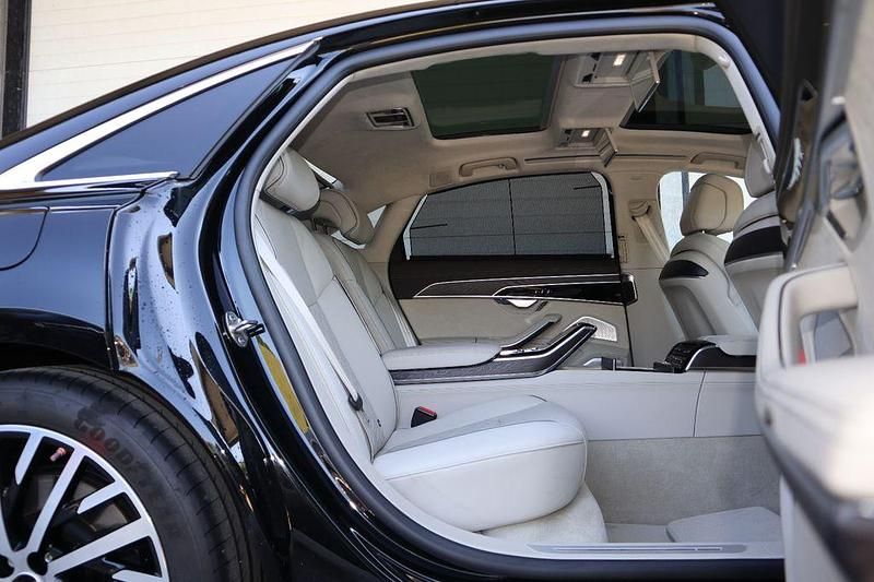 Schwarz Gebraucht 2023 Audi A8L Sport Limousine | 79.000 € (Fairer Preis) - Bild 1/4