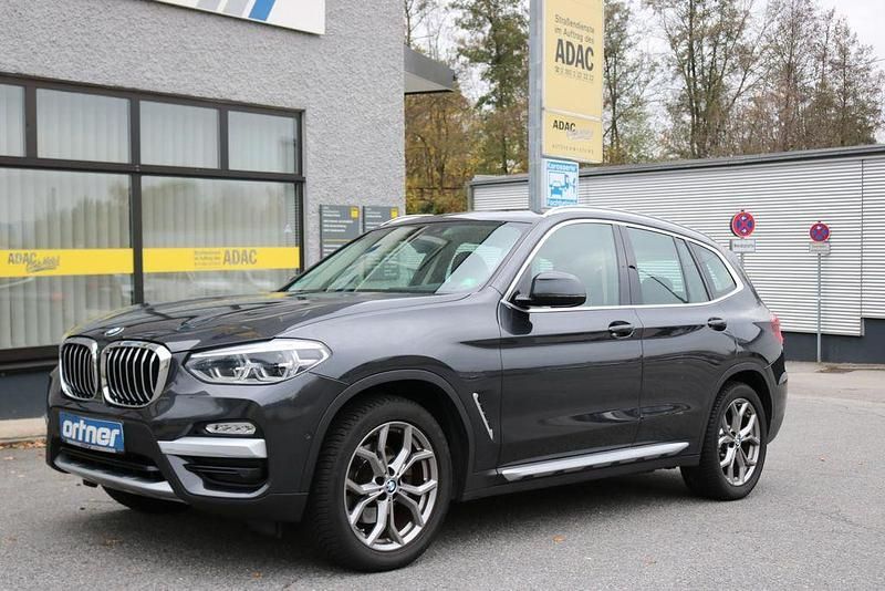 Grau Gebraucht 2019 BMW X3 xLine SUV | 22.900 € (Superpreis) - Bild 1/4