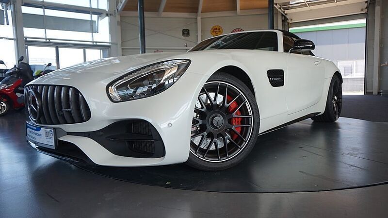 Diamantweiss metalliclack (metallic) Gebraucht 2019 Mercedes AMG GT C AMG Coupé | 119.000 € (Fairer Preis) - Bild 1/4