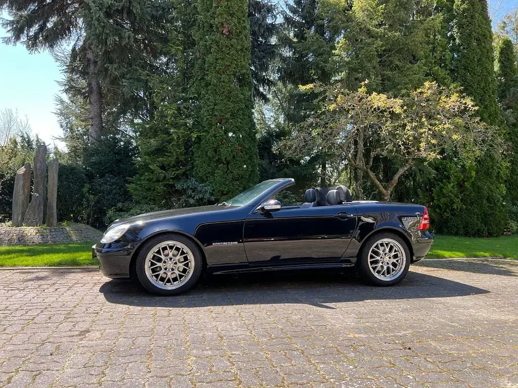 Gebraucht Mercedes SLK200 163 PS (119 kW) 2003 Schwarz Cabrio