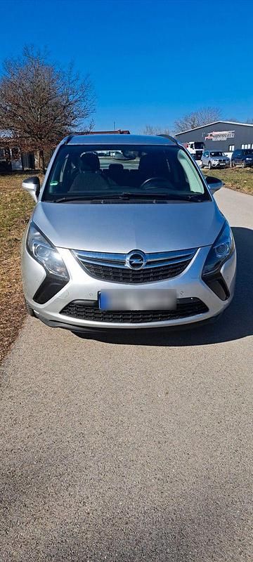 Gebraucht Opel Zafira Tourer Style 131 PS (96 kW) 2015 Silber Van / Kleinbus