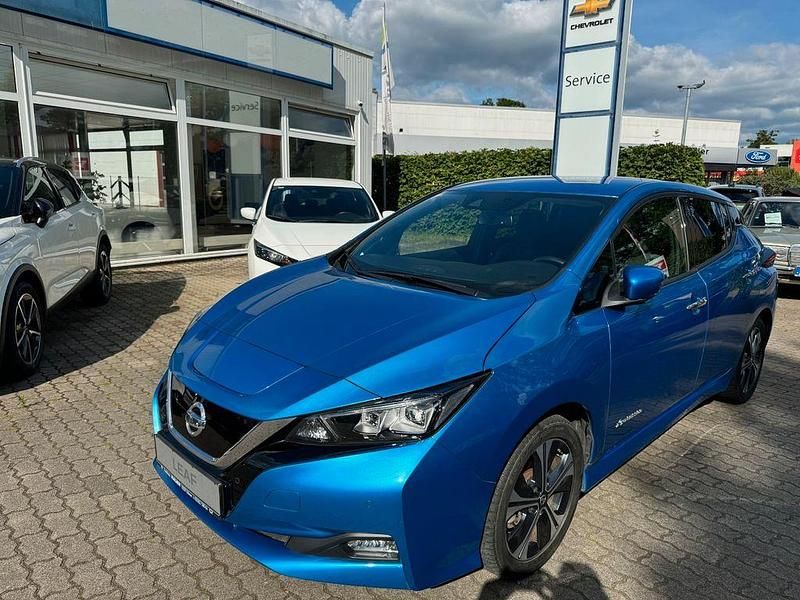 Gebraucht Nissan Leaf Tekna 110 kW (150 PS) 2020 Blau Kleinwagen