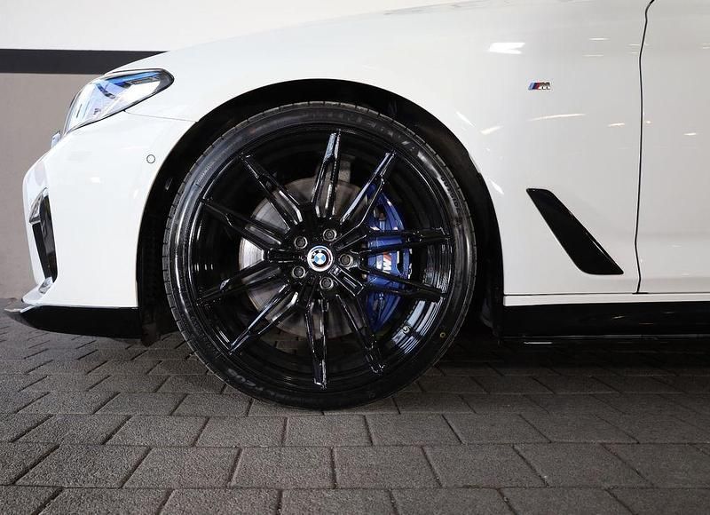 Gebraucht BMW M550 Performance 462 PS (339 kW) 2019 Weiß Limousine