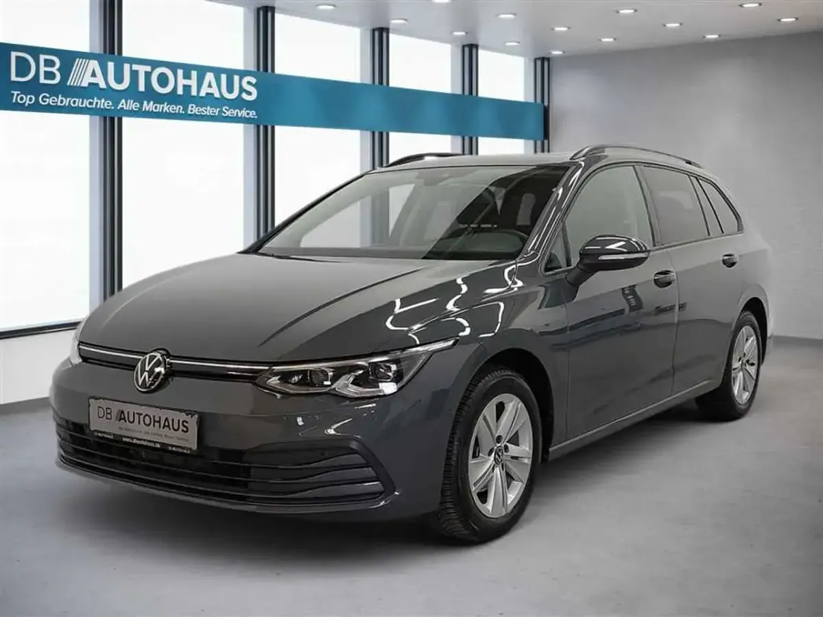 Gebraucht VW Golf VIII Life 150 PS (110 kW) 2024 Kombi
