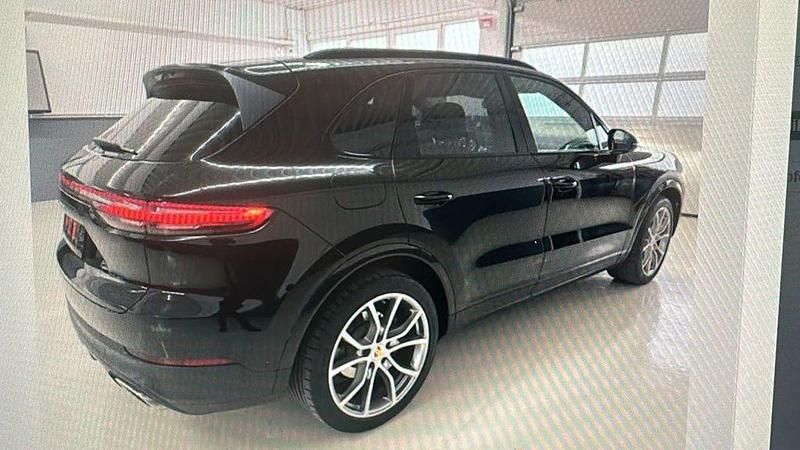Gebraucht Porsche Cayenne 340 PS (250 kW) 2019 Schwarz SUV