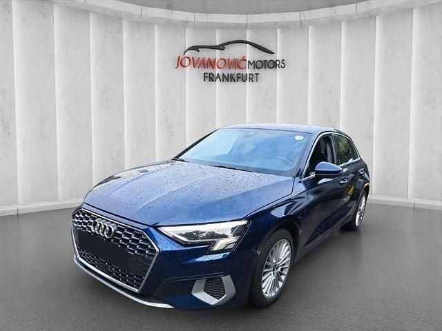 Blau Gebraucht 2022 Audi A3 Sportback Business Kombi | 17.850 € (Fairer Preis) - Bild 1/4