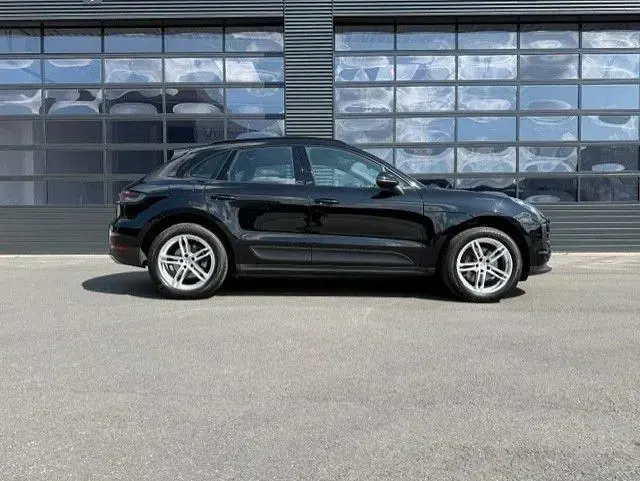 Gebraucht Porsche Macan Basis 245 PS (180 kW) 2020 Schwarz SUV