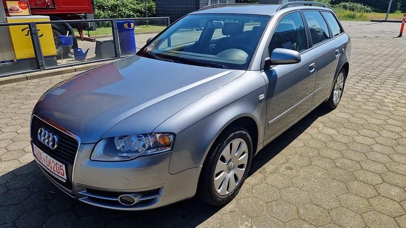 Grau Gebraucht 2006 Audi A4 Kombi | 3.800 € (Fairer Preis) - Bild 1/4