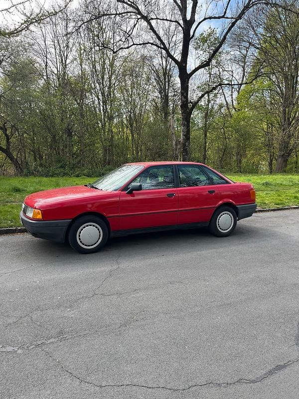 Second-hand Audi 80 70 CP (51 kW) 1990 Roșu Berlinǎ