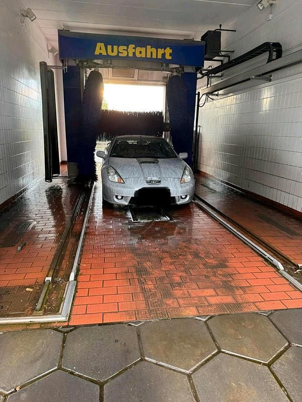 Silber Gebraucht 2003 Toyota Celica Coupé | 3.899 € (Fairer Preis) - Bild 1/4